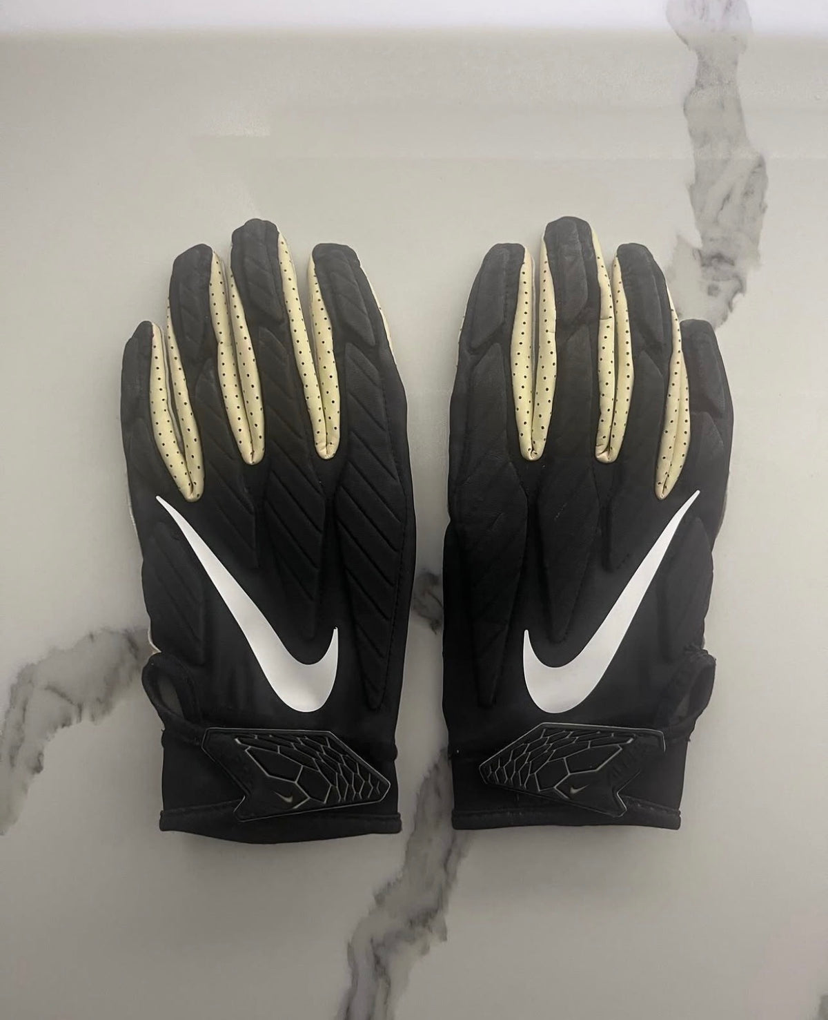 COLORADO GLOVES