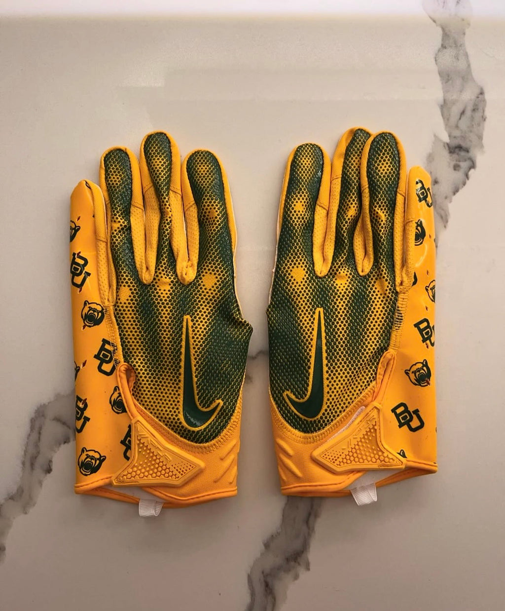 BAYLOR GLOVES