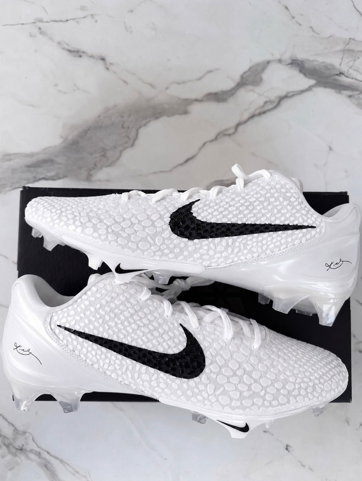 WHITE KOBE CLEATS